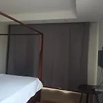 Lulu\'S Paradise